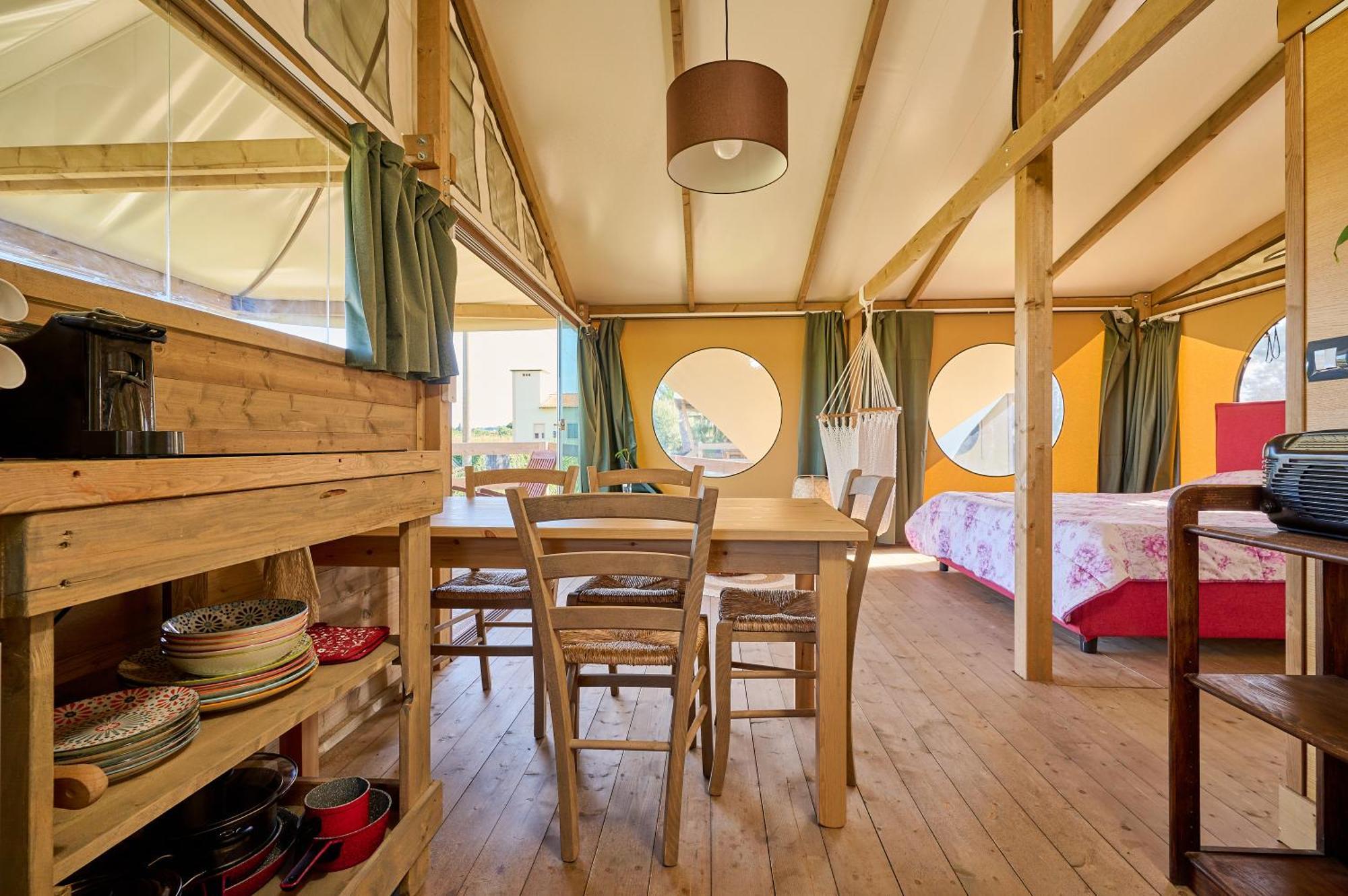 Suite Glamping Vicino Al Mare Piombino Buitenkant foto
