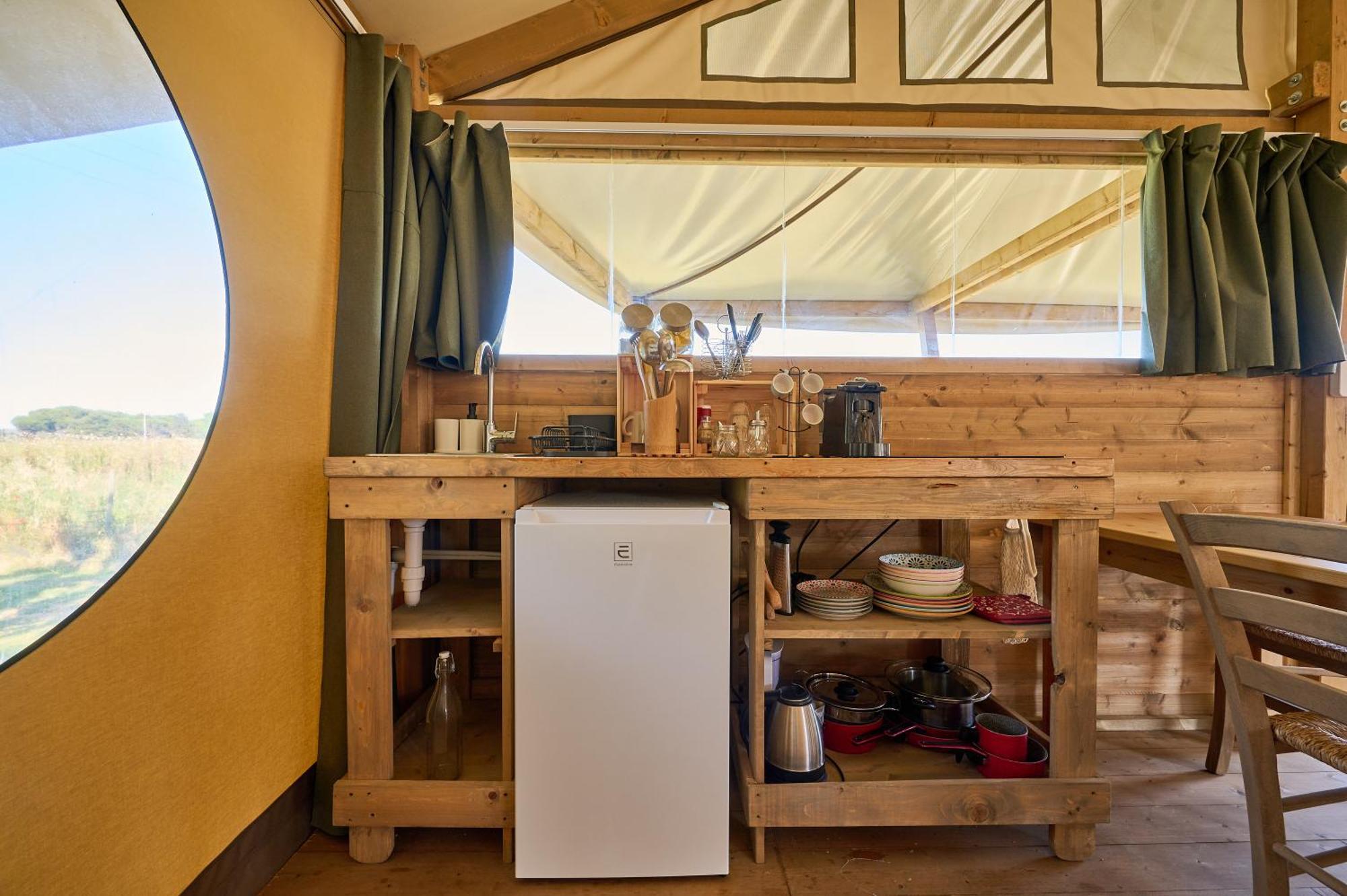 Suite Glamping Vicino Al Mare Piombino Buitenkant foto